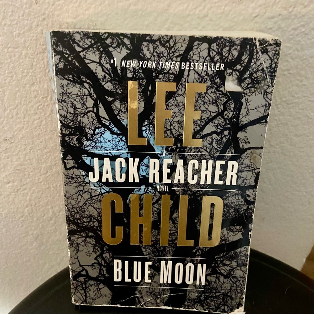 Blue Moon by Jack Reacher and Lee Child
